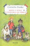 BERTA Y BÚHA, CUIDADORAS DE PERROS